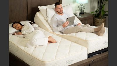 Adjustable Bed vs Wedge Pillow: What Works Best for Back Pain Relief?