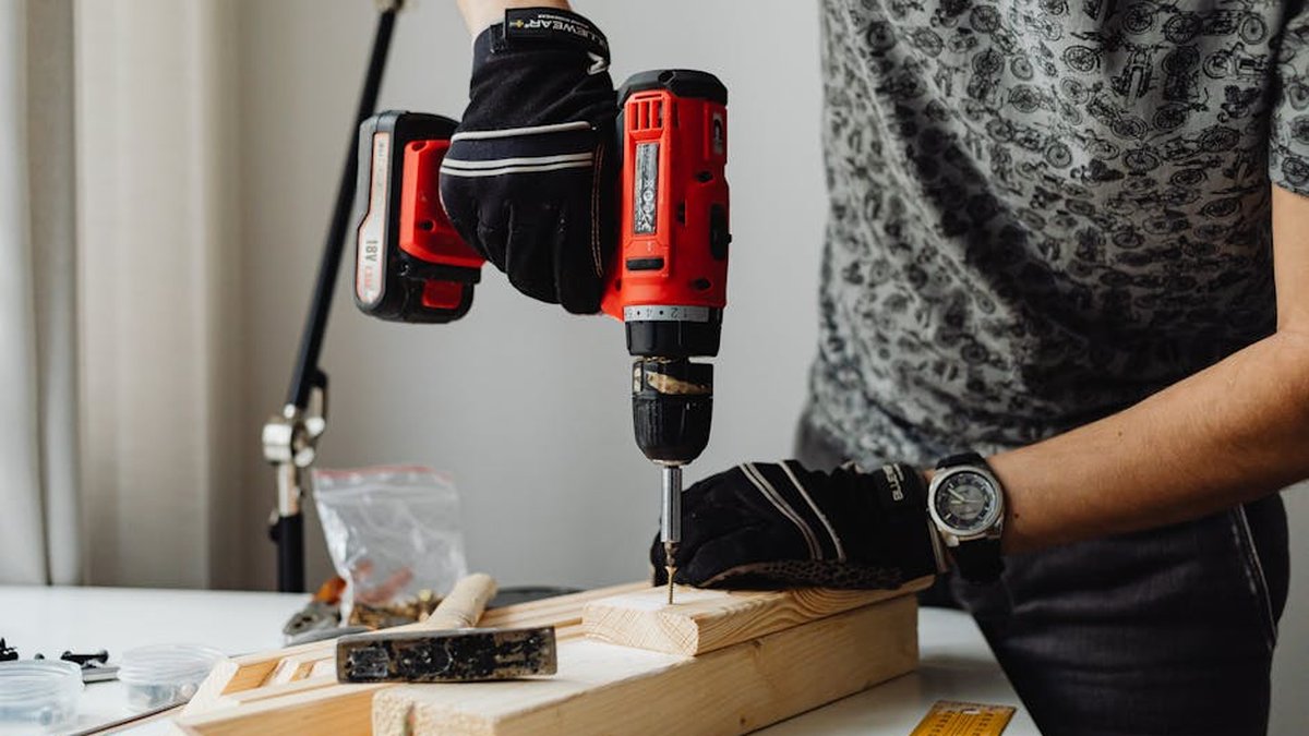 How To Buy DeWalt 20V MAX Tools At Wholesale Prices: A Practical Guide