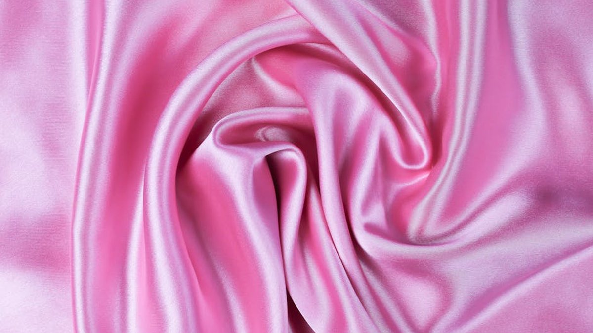 Silk Charmeuse Vs. Georgette Weave Differences: Consumer’s Guide Released