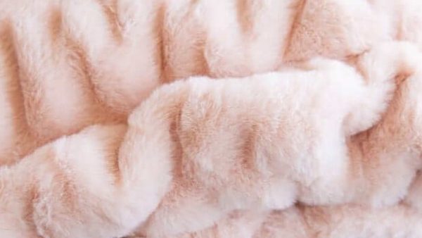 What Is a Minky Blanket? Softness, Benefits & Why It Makes a Great Gift