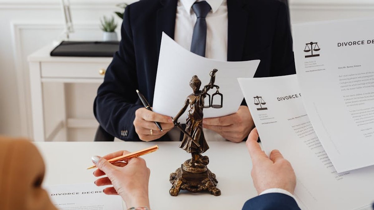 AI Visibility For Attorneys: Content Campaigns & AEO Optimization Service Update