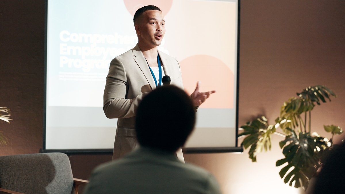 Coaching Facebook Ads: Campaign Strategies & Examples Guide Released