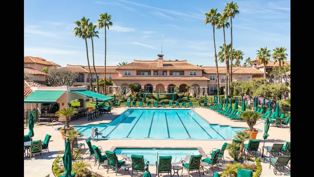 EV Charging in Hotels: Coalinga Experts Share What Travelers Can Expect in 2026