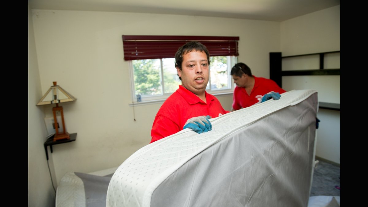How To Dispose Of A Mattress: Salt Lake City Experts' Responsible Removal Tips