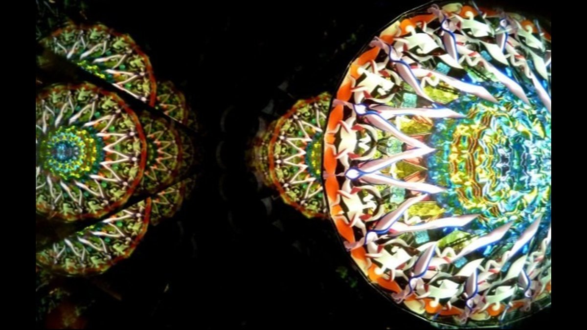Kaleidoscope With Mirror Angle Design & Pattern Multiplication Effects Released