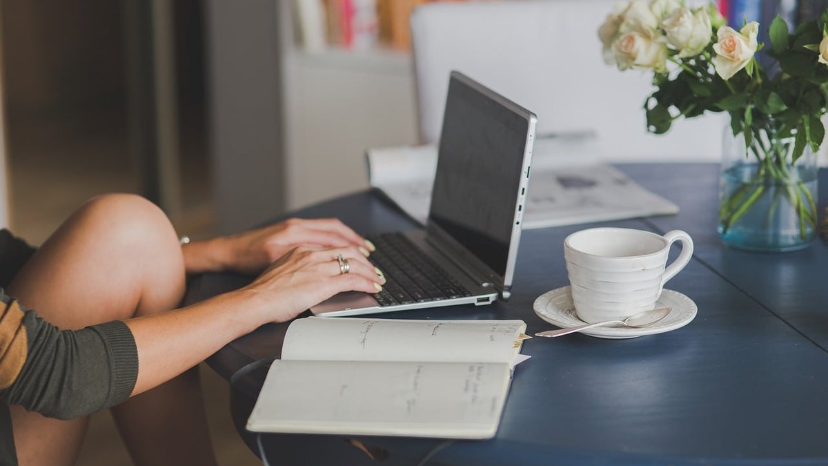 PR Management Software: Prowly & Cision Feature Comparison Guide Published
