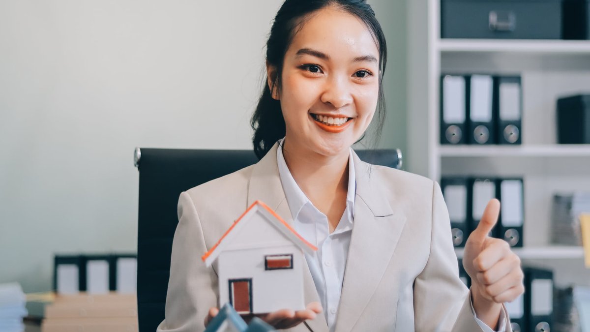 Real Estate Lead Generation: How VAs Help Top Agents Keep Their Pipelines Full