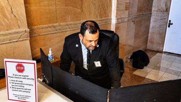 Residential Concierge Security vs. Lobby Guards: Full Comparison Released