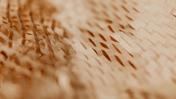 UK Honeycomb Packing Paper & Bubble Wrap Advantages: Comparison Guide Released