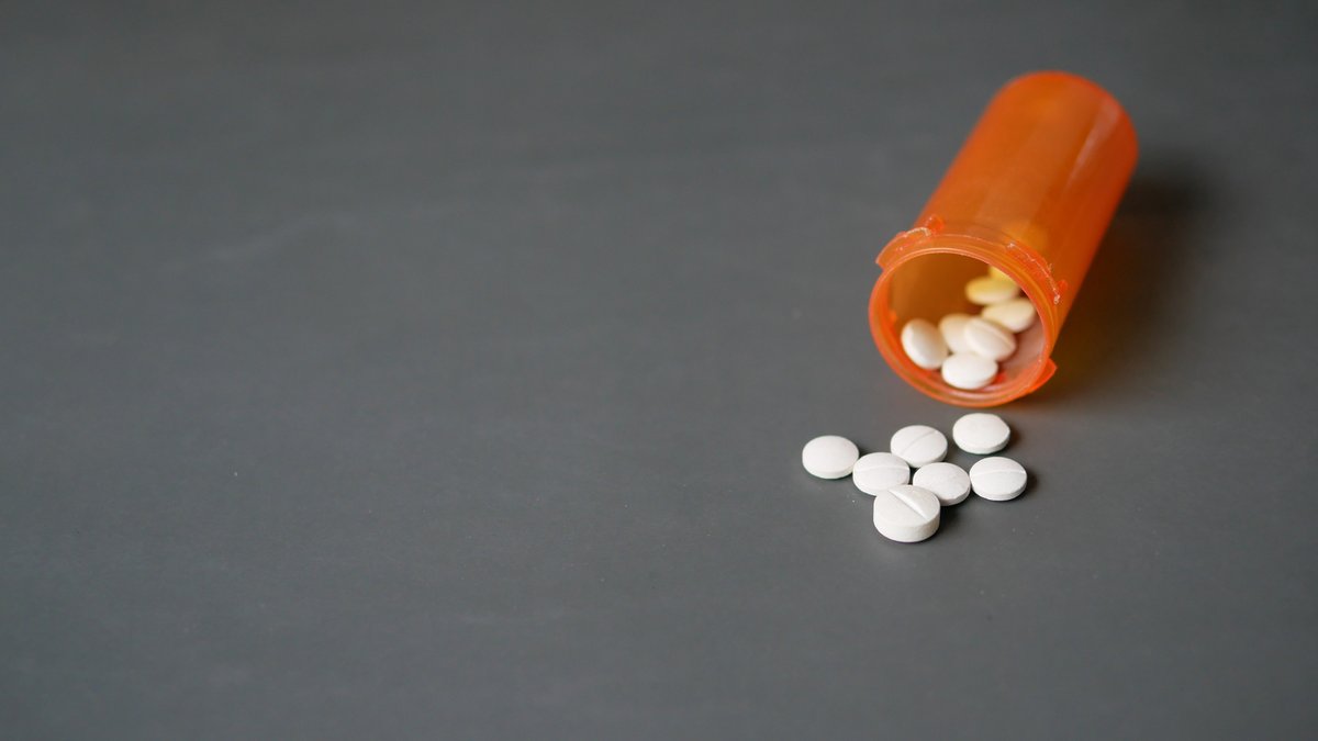 Adolescent Opioid Dependence Symptoms & Recovery Guide For Parents Released