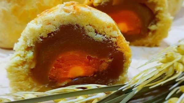 Amour Desserts Launches its 2026 Handmade Mooncake Collection