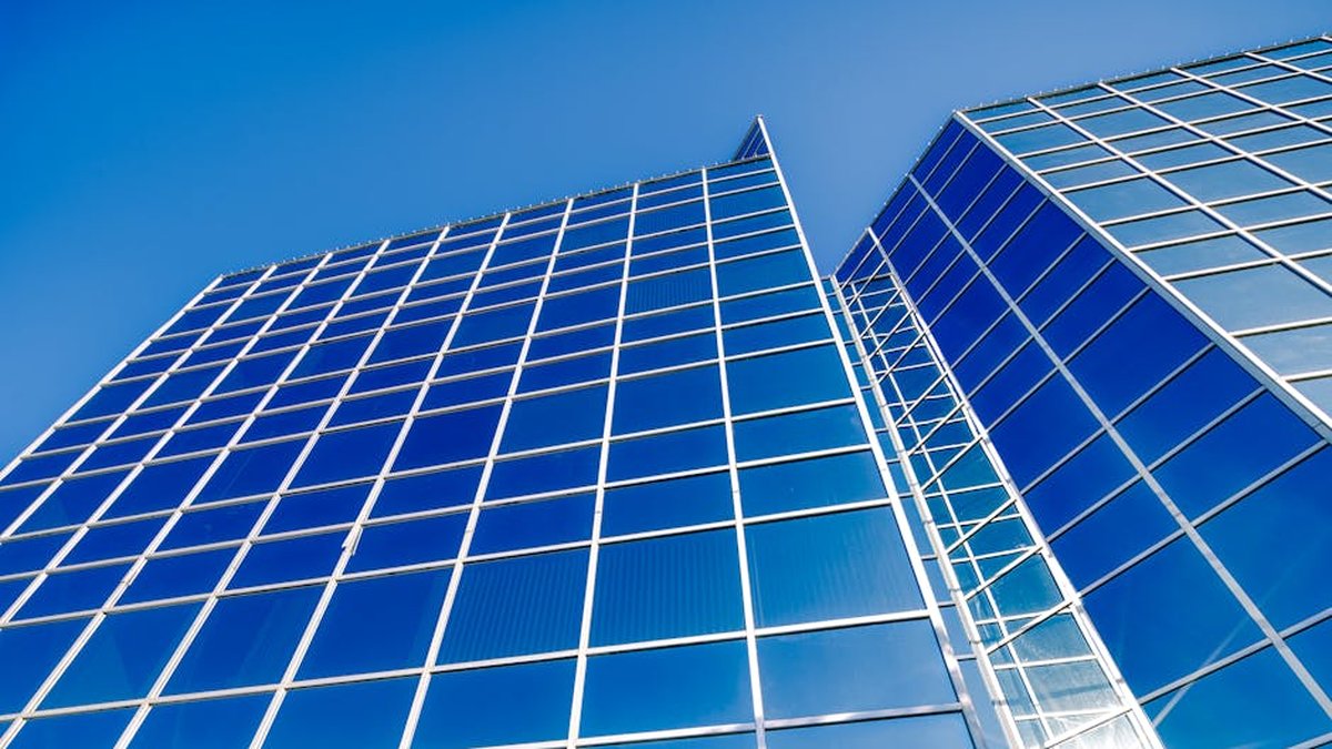 Buying Commercial Property: Derby Experts Explain Key Legal Checks for Investors