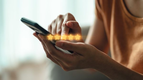 Customer Review Marketing: How SMBs Gain AI Search Visibility