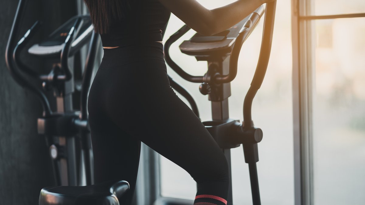 Elliptical Cross-Training for Runners: What the Research Says & Key Tips