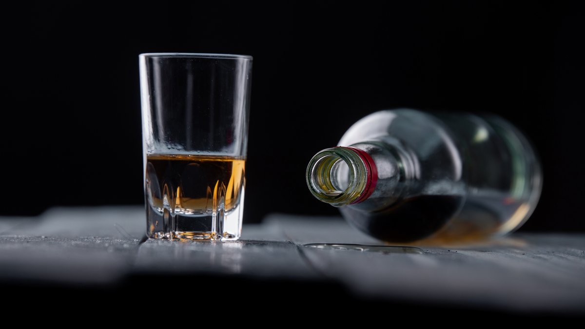 Helping Teenagers Recover From Underage Drinking: Guide For Parents Released