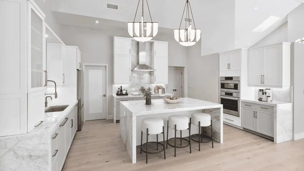 Home Remodeling in Boca Raton: Why It's Not the Same as Renovating