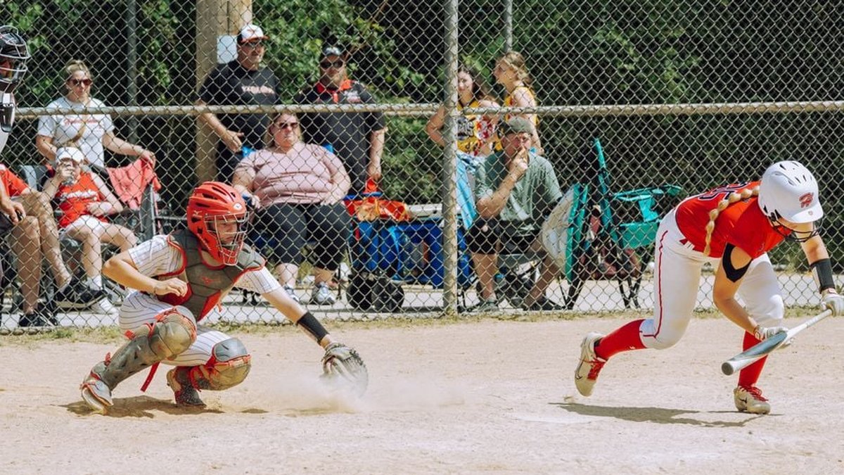 How Long Does Little League Elbow Take to Heal: Youth Pitcher Recovery Guide