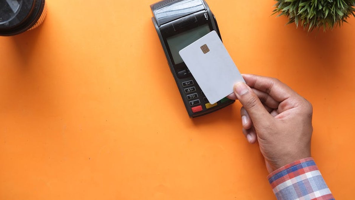 How To Lower Payment Processing Fees: Cost-Saving Strategy Guide For Businesses
