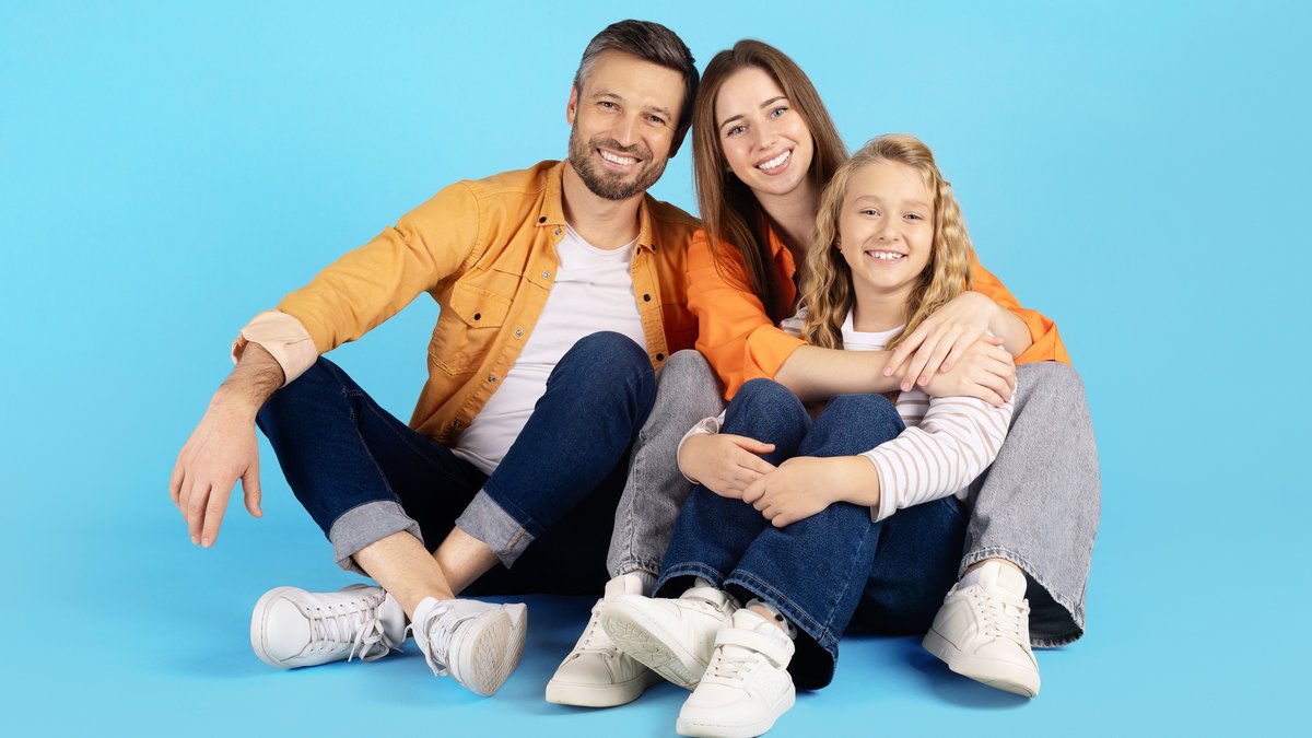 Online Family Card Games: How Digital Game Night Is Bringing People Together