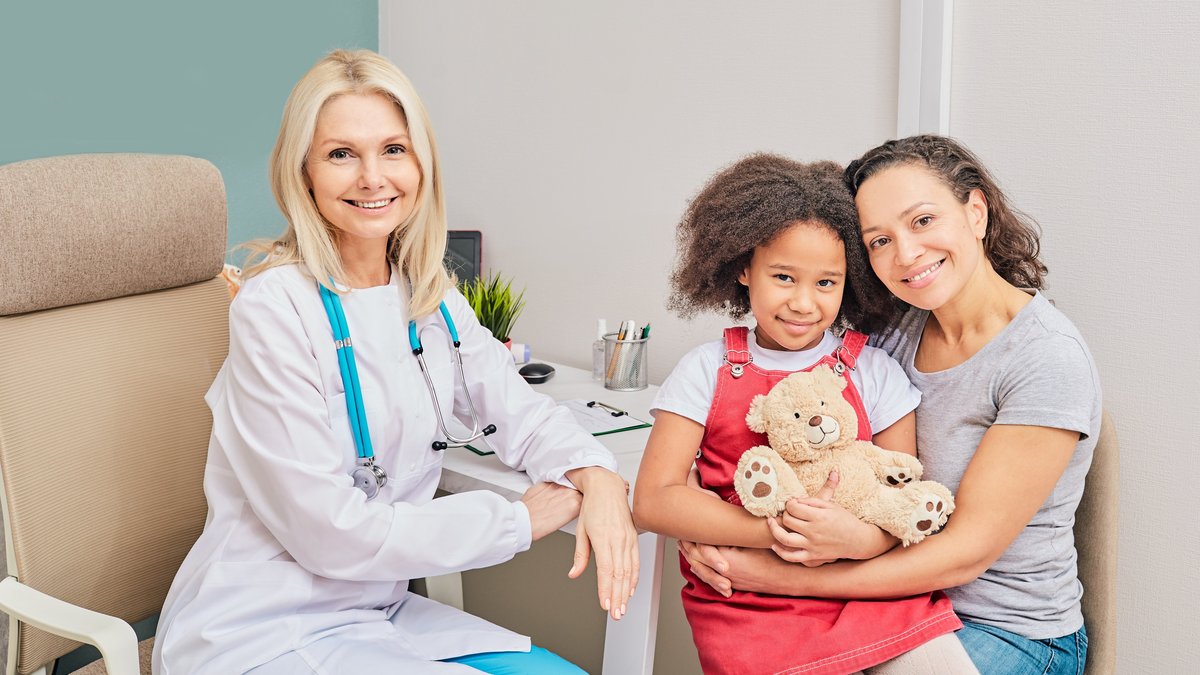 Pediatric Office Design: Screen-Free Waiting Room Ideas That Keep Kids Engaged