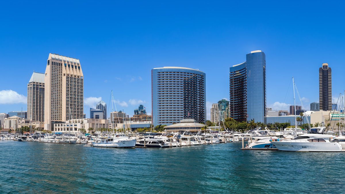 Pros & Cons of Living In San Diego: Local Moving Pros Discuss Lifestyle & More