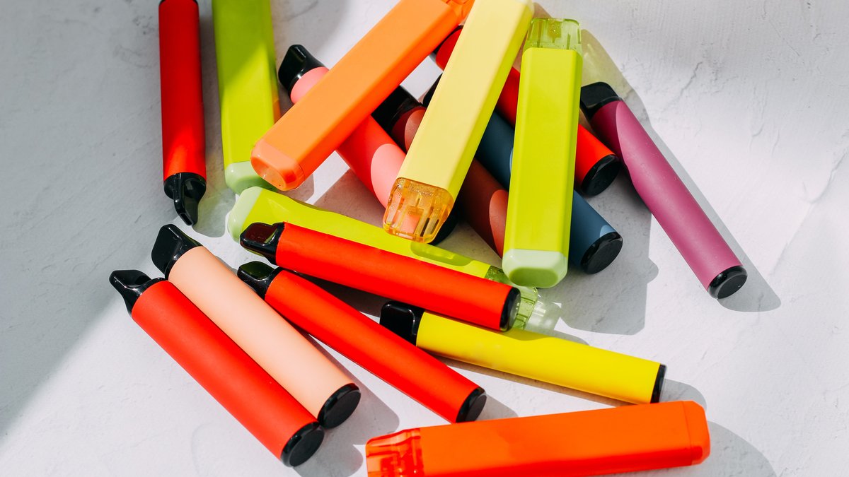 Teen Vaping Epidemic: Fort Worth Experts Explain How To Help Your Child Quit