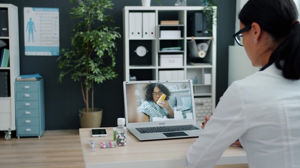 Virtual IOP For Teens: CA Expert Breaks Down Structure, Benefits, Outcomes