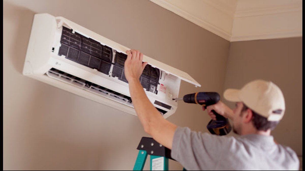 What Happens During AC Maintenance? What Texas Homeowners Should Expect