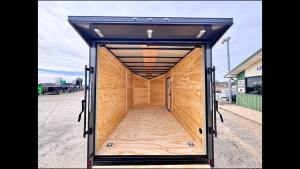 16-Foot Enclosed Trailer Specifications & Sale Costs: Buyer’s Guide Released