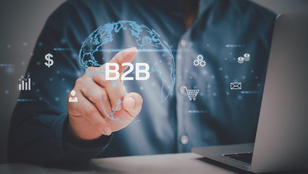 5 Effective B2B Facebook Ads Examples & Scaling Tips for 2026