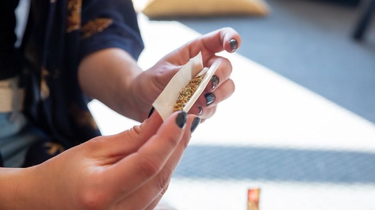 Adolescent Weed Addiction & Recovery Strategies: Guide For Parents Released
