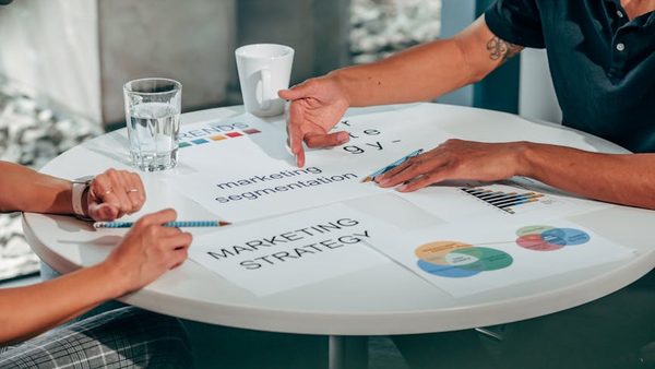 Best 5 AI Ad Tools for Creative Analysis: Options To Try In 2026 (With Pricing)