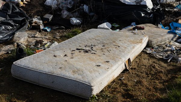 How To Get Rid Of A Mattress In Anaheim: Expert Shares Options & Cost Factors