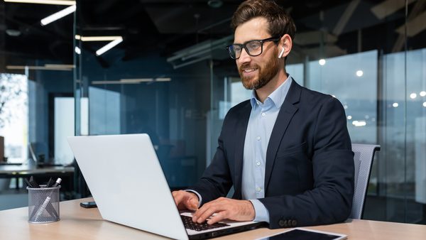 How to Promote Your Business Locally in the UK: Why Online Directories Matter
