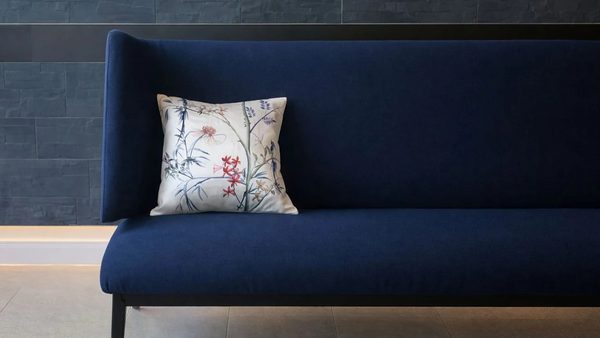 Hypoallergenic Mulberry Silk Covers For Cushions & Pillows: New Design Announced
