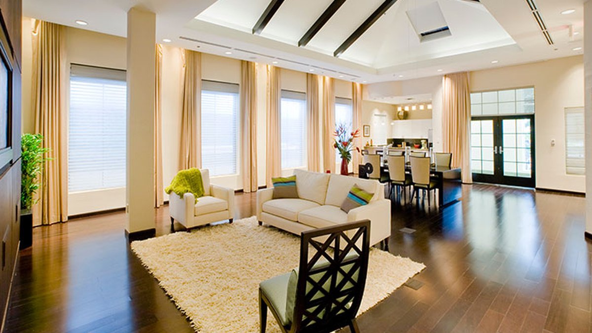 Light-Filtering vs. Room Darkening Curtains: Johnson County Pros Weigh In