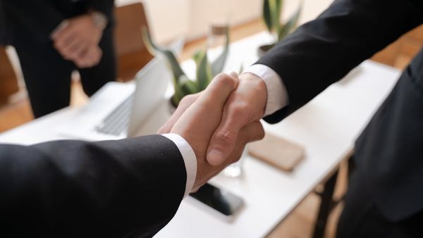 Past Due Vs Overdue Payments For B2B Accounts: Collection Guide Released