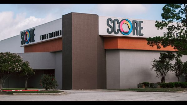 Places to Go in Houston: Texas' Biggest Family Entertainment Center Opens 2026