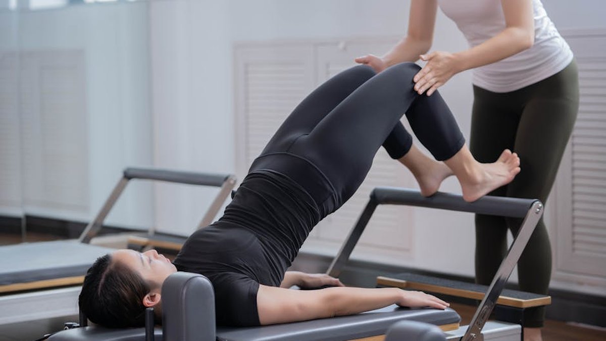 Private vs Group Pilates: NYC Studio Compares Costs & Benefits