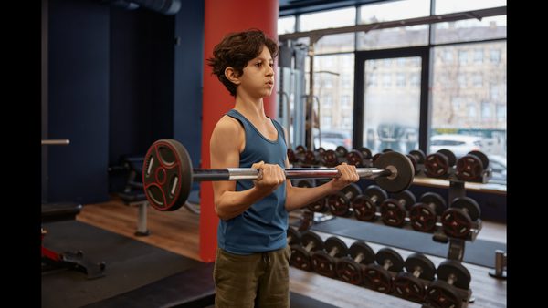 Teen Weight Training Safety Guidelines: Injury Prevention Guide Released